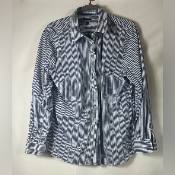✨ Talbots Women’s Button-Down Shirt – XL ✨ - Picture 2 of 10